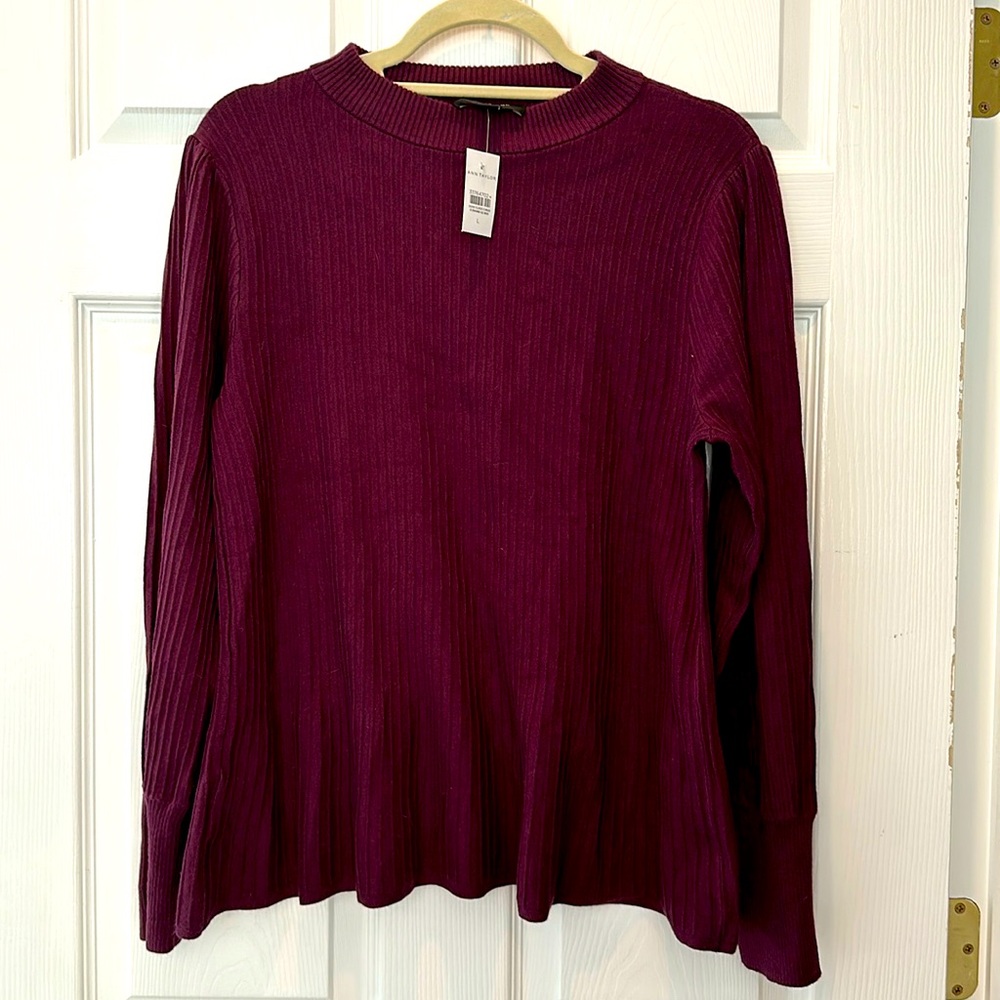 Ann Taylor wine colored knit top Large